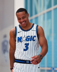 7换1完成贝恩上身魔术3号战袍喜笑颜开 魔术这新球衣帅不帅？