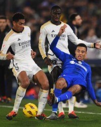 开云下载-贝林厄姆骂青木是“强奸犯”？唇语专家：他97%说了！