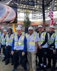 全新视觉元素充满各种巧思，快艇“改头换面”再启航